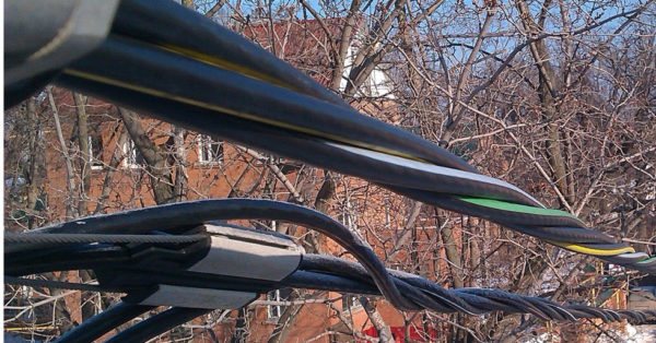 Монтаж СИП кабеля к линии электропередач
