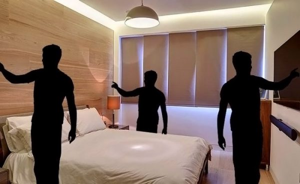 Использование проходного выключателя в спальной комнате