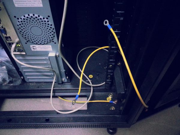 Заземление компьютерной техники повысит надежность и эффективность работы