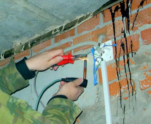 Аппарат для сварки электропроводки