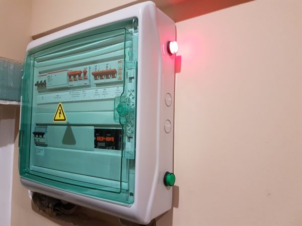Защитный бокс для электрических автоматов